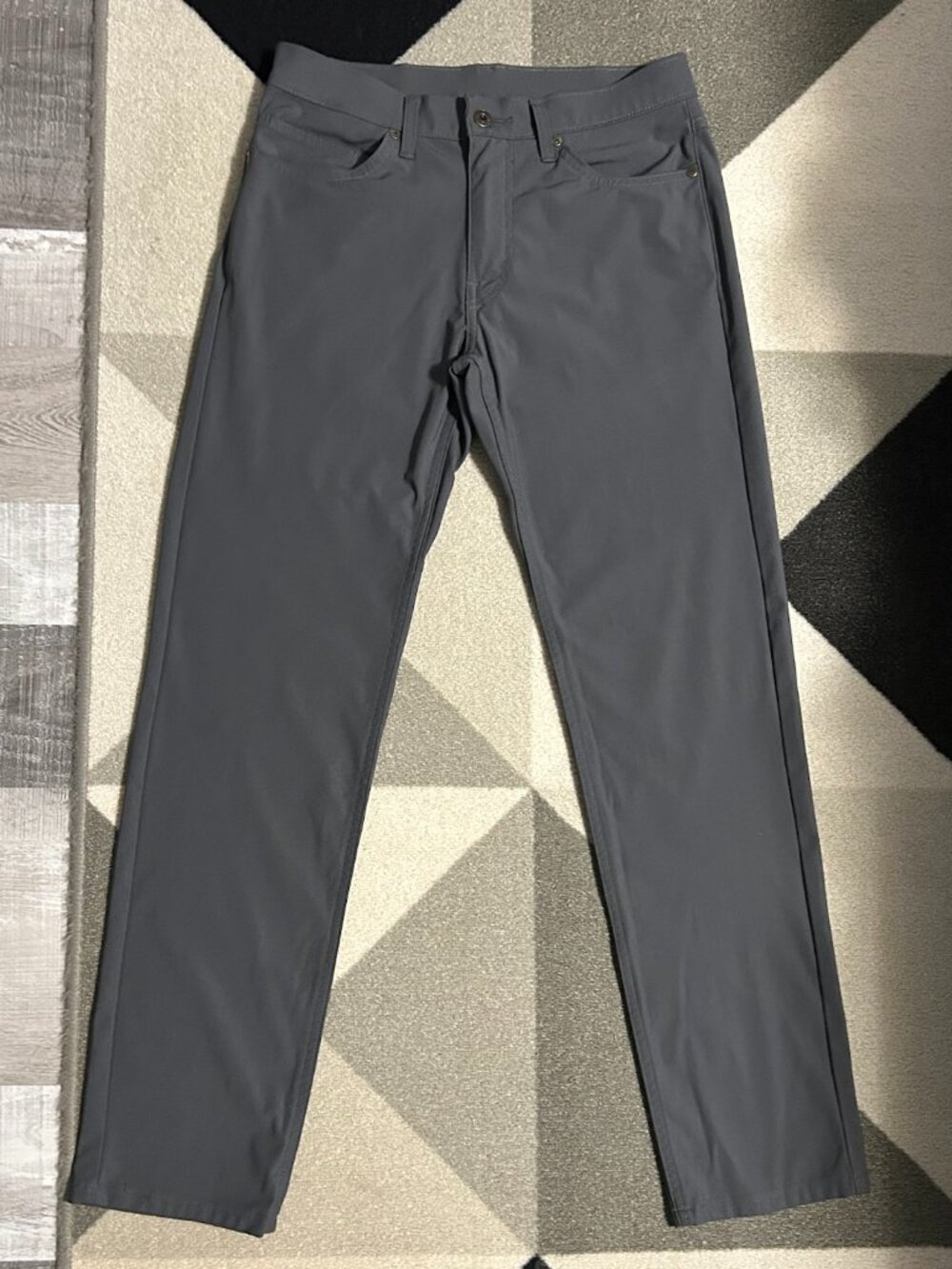 Levi's 511 Slim Tech Pants Men's Stretch Cooling UPF 50+ 31X32 (Actual: 31X31) - Picture 2 of 12